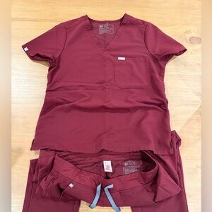 Figs Women’s Burgundy Scrub Set (Top and Bottom)